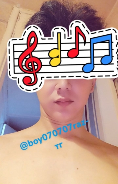 Парень Саид